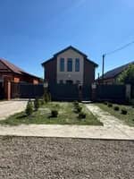 Дом 180 м² - миниатюра 1